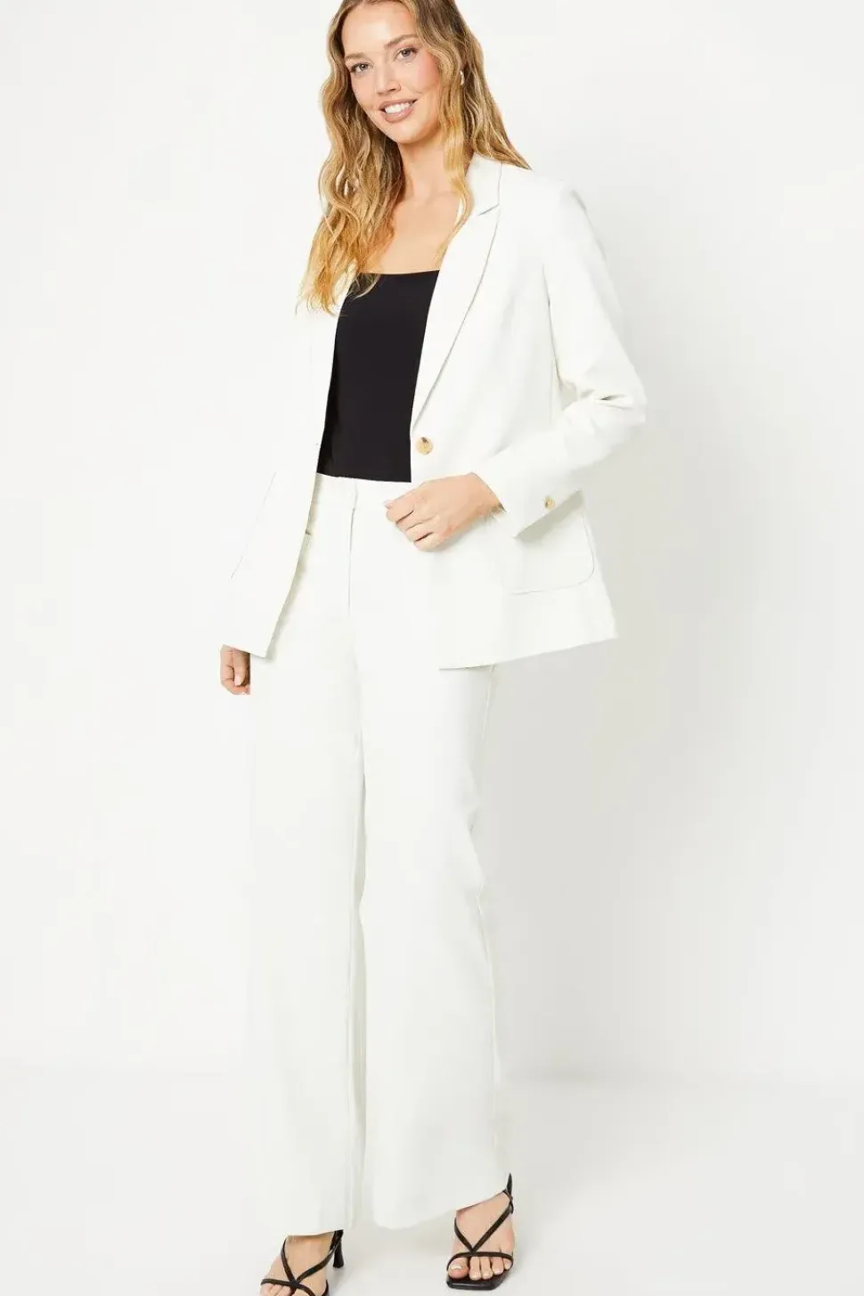 Patch Pocket Horn Button Blazer