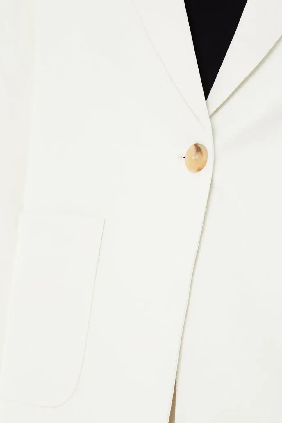 Patch Pocket Horn Button Blazer