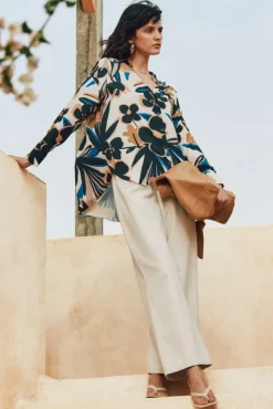 Patch Pocket Wide Leg Crop Trousers