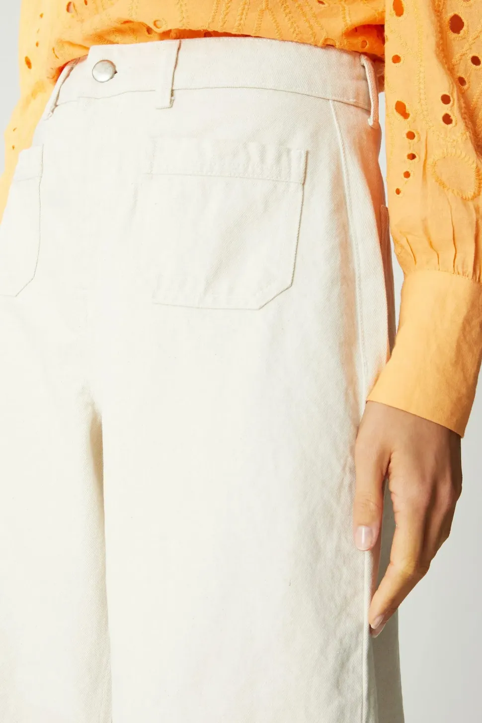 Patch Pocket Wide Leg Crop Trousers