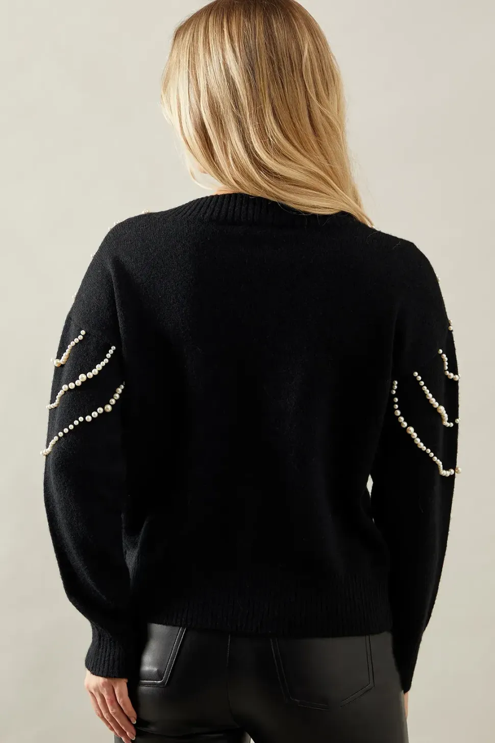 Pearl Embellished V Neck Knitted Jumper