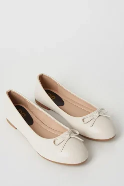 Penelope Bow Detail Comfort Ballet Pumps