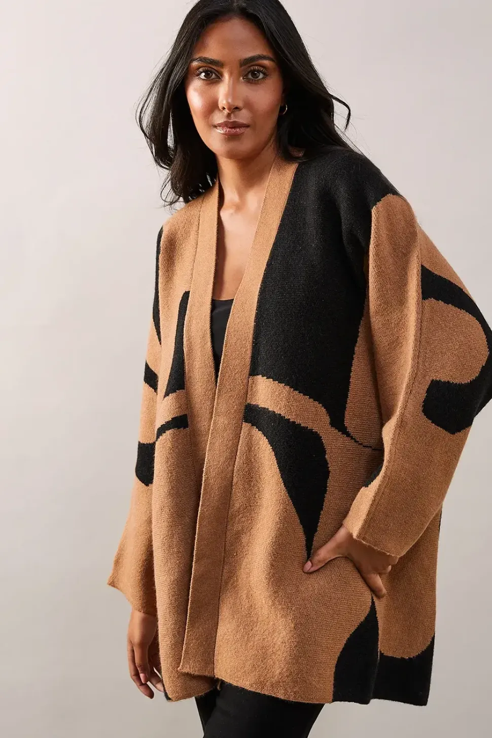 Petite Abstract Design Edge To Edge Cardigan