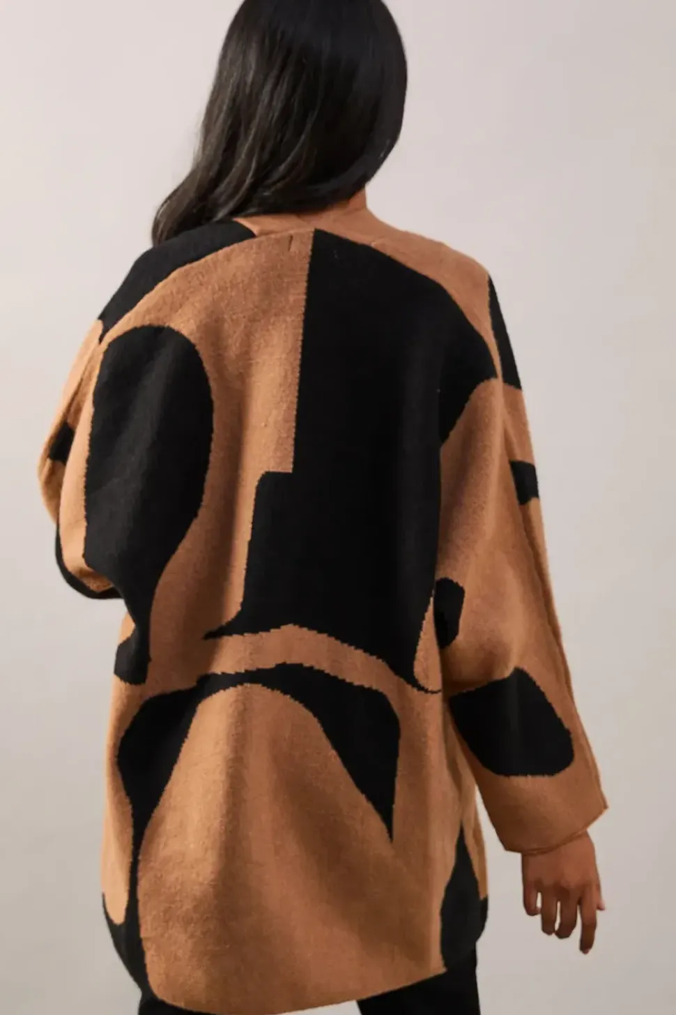 Petite Abstract Design Edge To Edge Cardigan