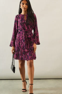 Petite Abstract Print Tie Waist Shift Dress