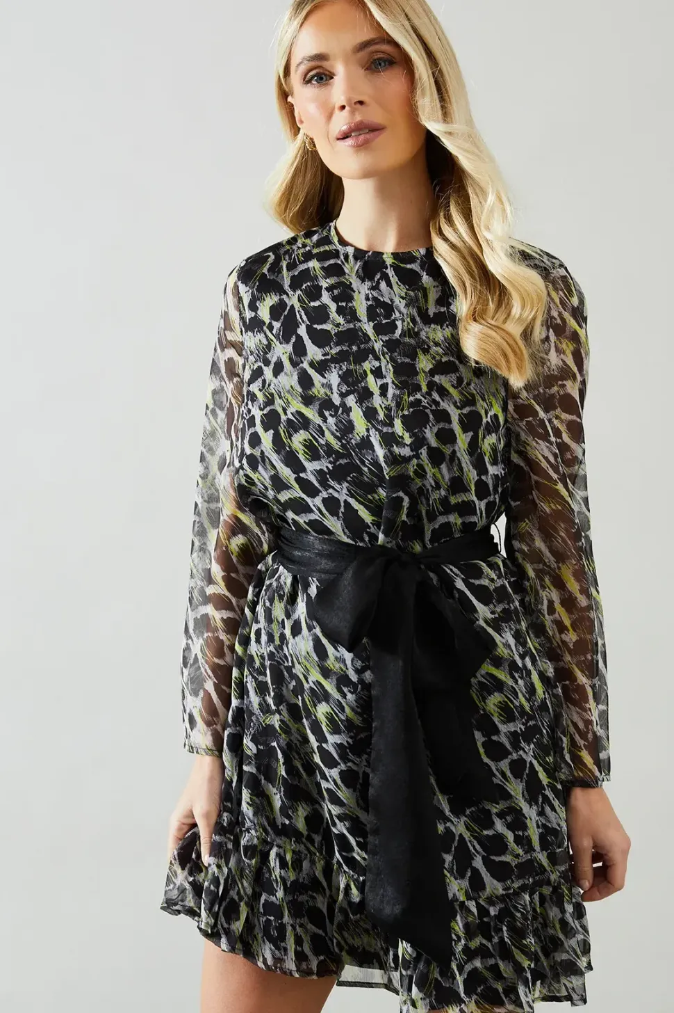 Petite Animal Contrast Belt Shift Dress