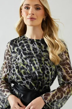 Petite Animal Contrast Belt Shift Dress