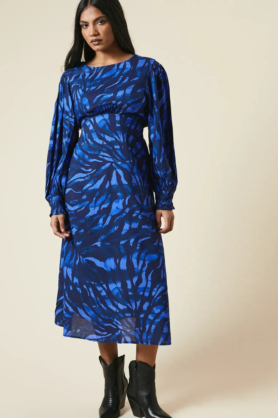 Petite Blue Zebra Shirred Cuff Midi Dress