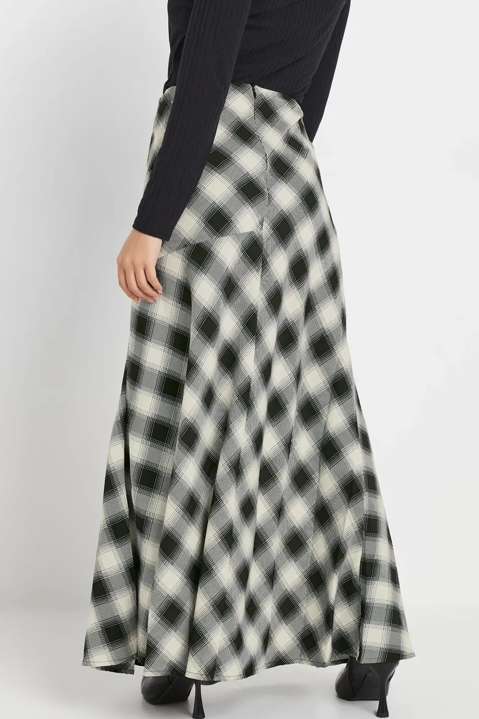 Petite Blurred Check Maxi Skirt