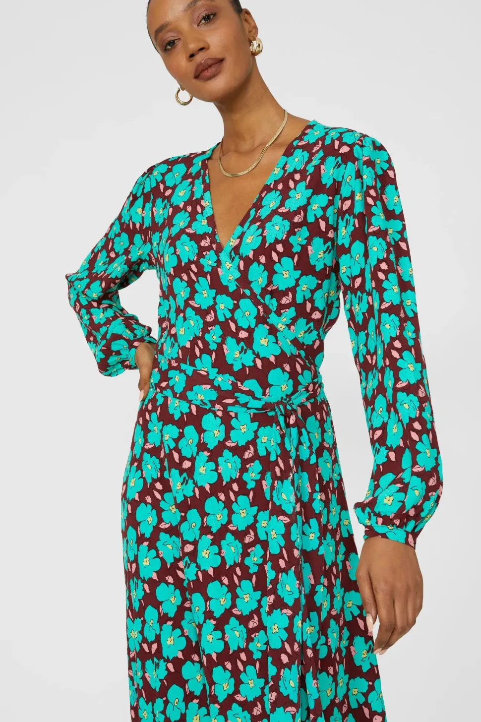 Petite Bold Floral Printed Wrap Fit & Flare Midi Dress