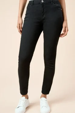 Petite Comfort Stretch Skinny Jeans