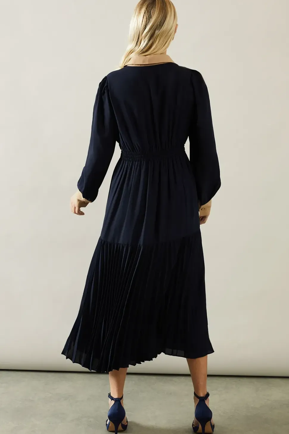 Petite Contrast Collar Pleated Shirt Midi Dress