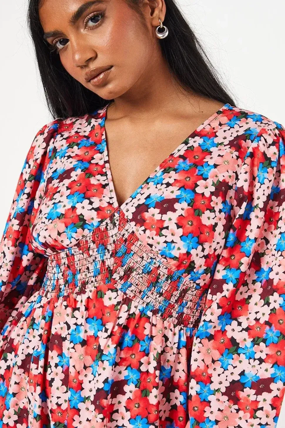 Petite Ditsy Floral V Neck Shirred Waist Midi Dress