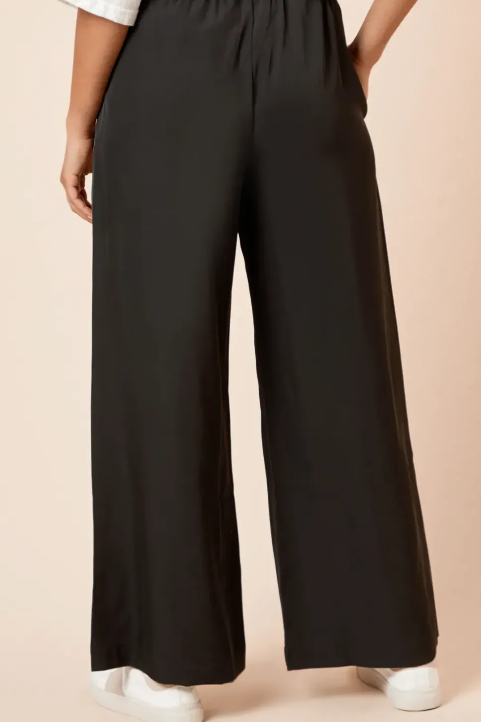 Petite Elasticated Waist Straight Leg Trouser