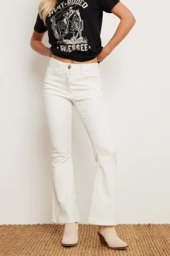 Petite Flared Jeans
