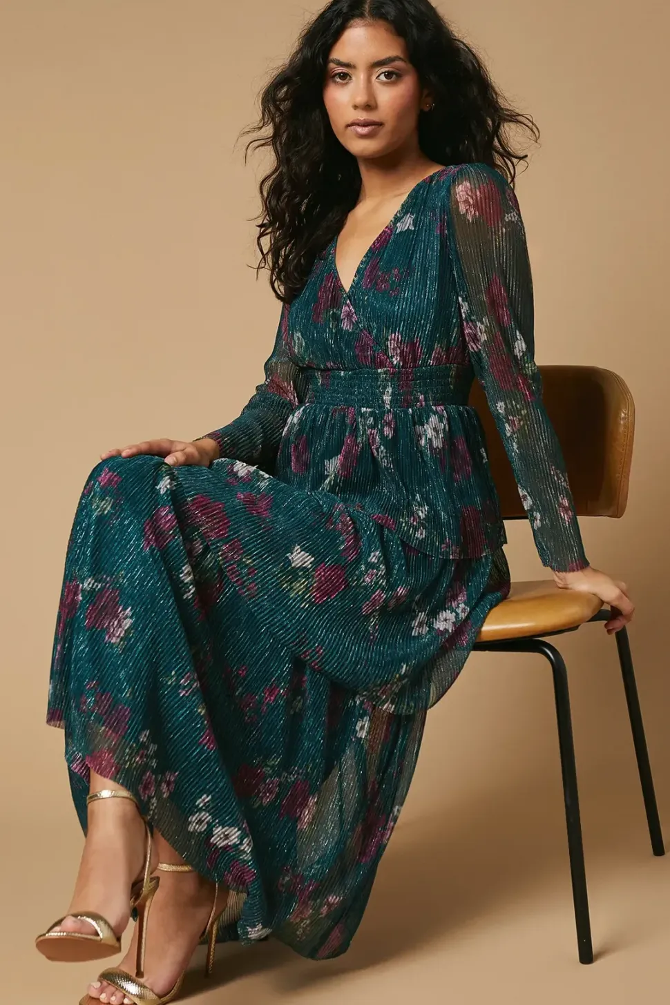 Petite Floral Metallic Plisse Shirred Waist Tiered Maxi Dress