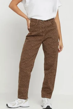 Petite Leopard Print Mom Jeans