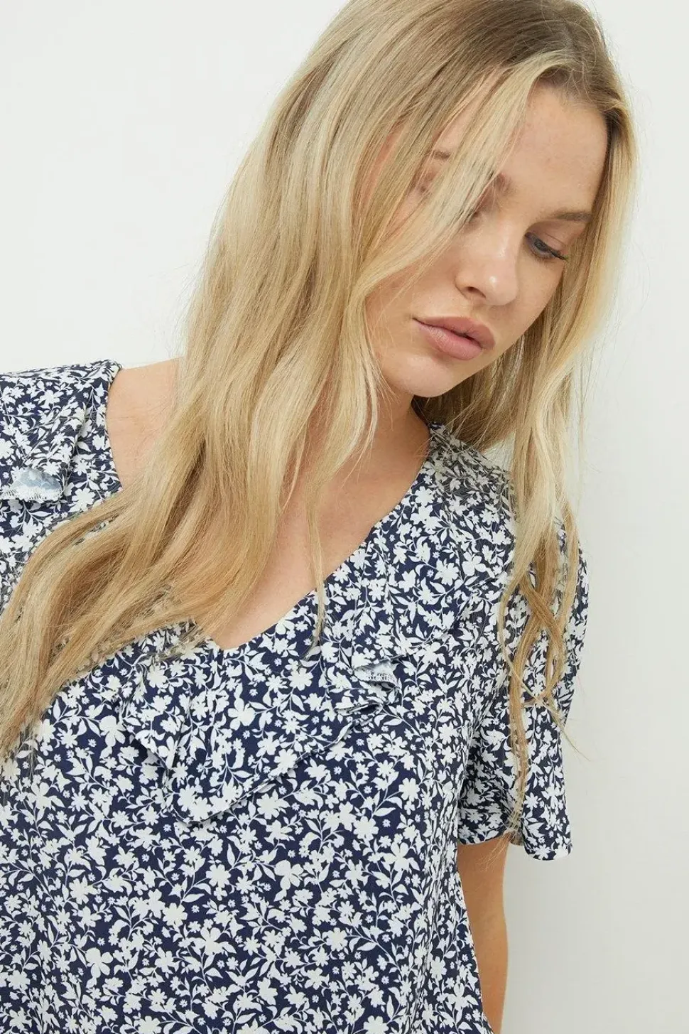Petite Navy Ditsy Ruffle Short Sleeve Blouse