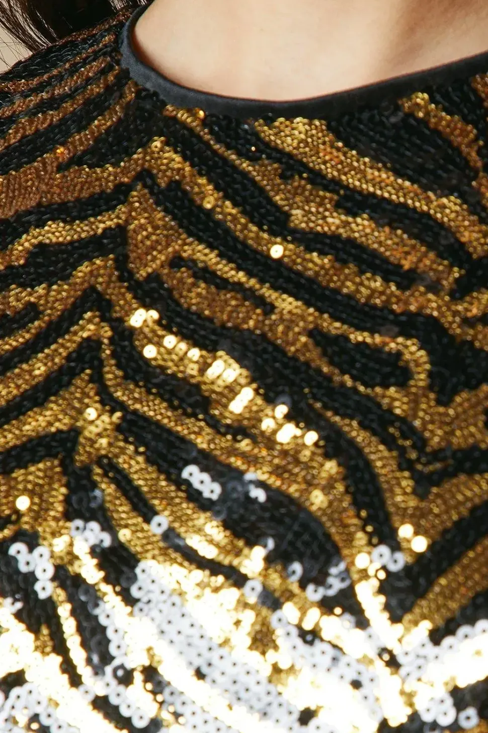 Petite Occasion Animal Sequin Puff Sleeve Mini Dress