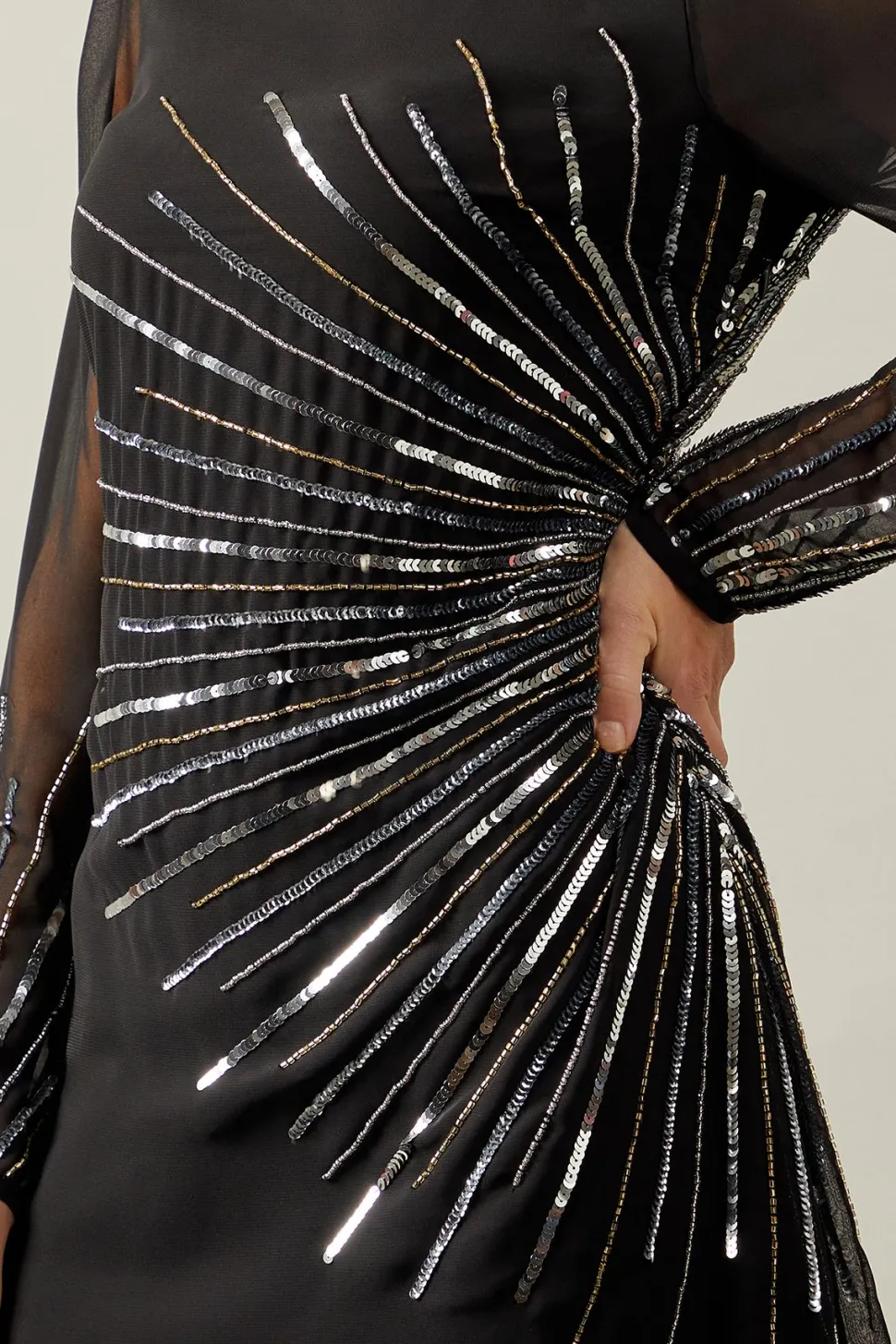 Petite Occasion Embellished Sequin Long Sleeve Midi Dress