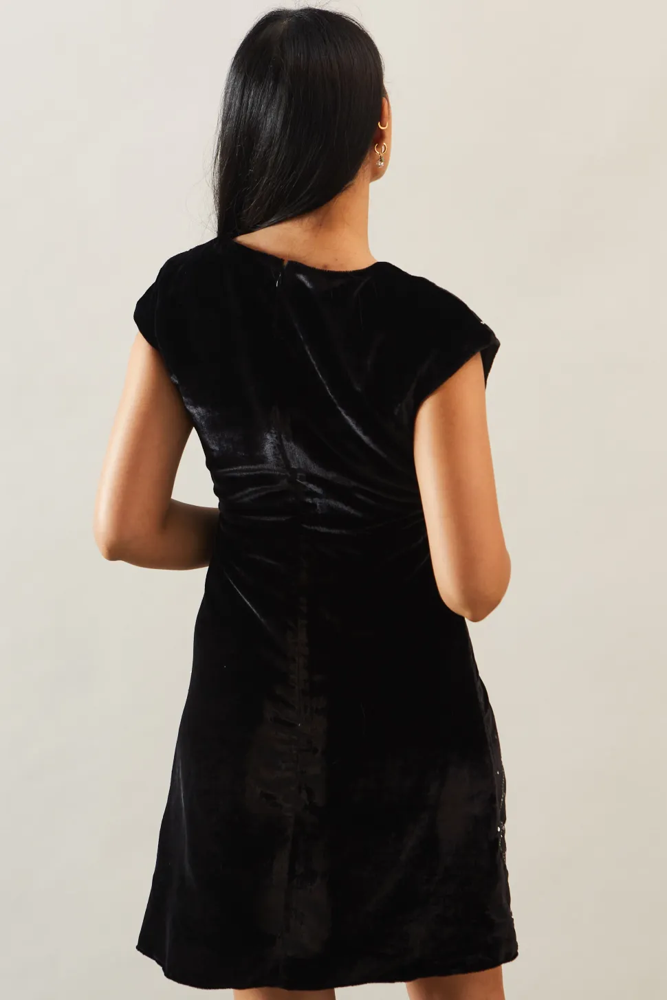 Petite Occasion Velvet Embellished Sequin Shift Dress