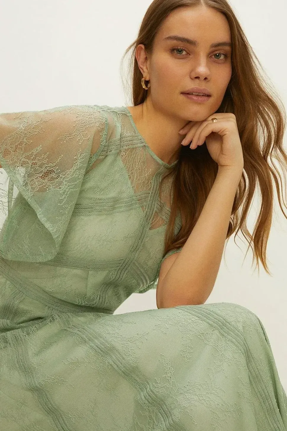 Petite Premium Delicate Lace Maxi Bridesmaids Dress