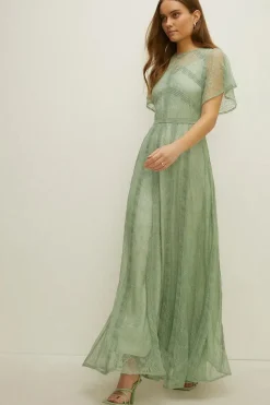 Petite Premium Delicate Lace Maxi Bridesmaids Dress