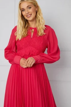 Petite Premium Lace Insert Pleated Midaxi Dress