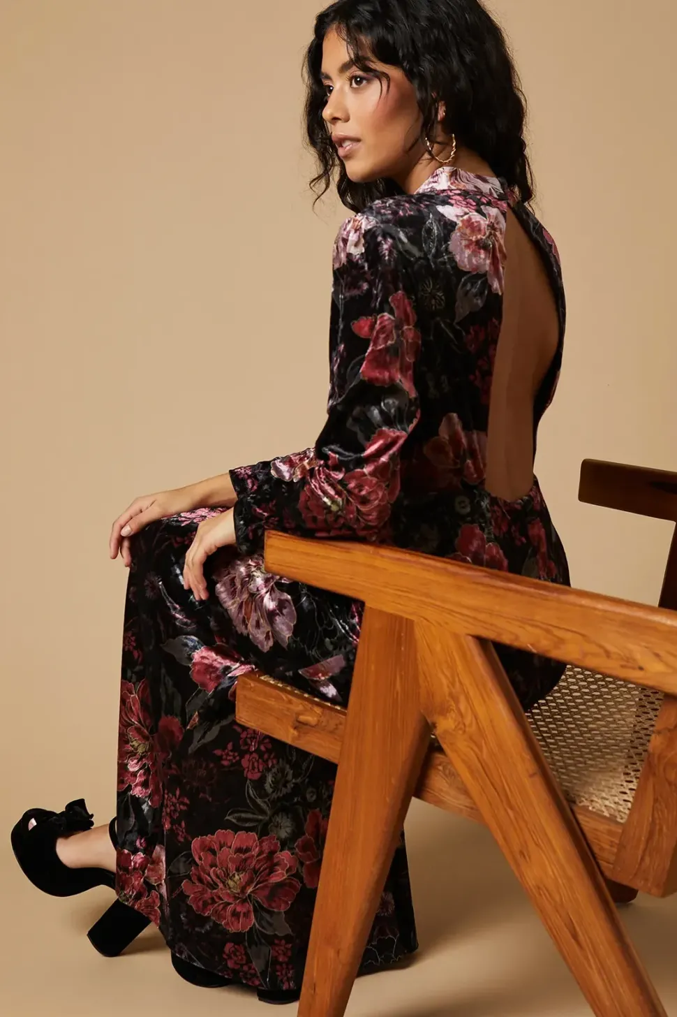 Petite Printed Velvet Open Back Midaxi Dress