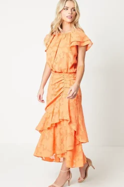 Petite Ruffle Skirt Maxi Dress In Goergette Jacquard