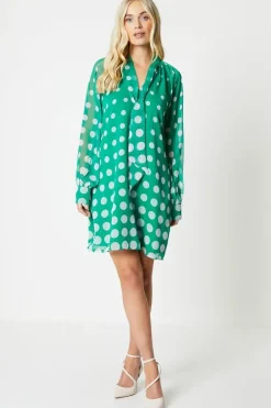 Petite Spot Ombre Tie Neck Shift Dress