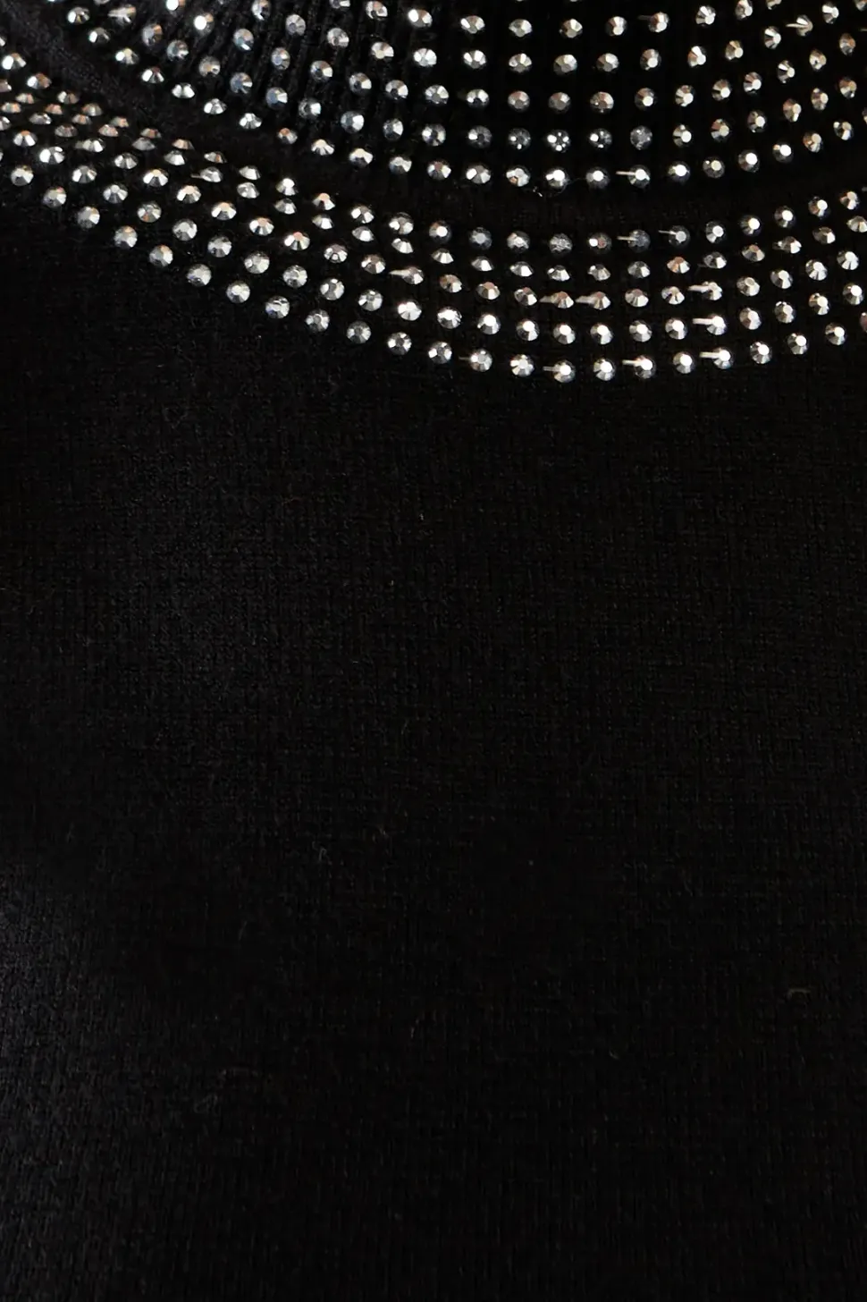 Petite Studded Neckline Balloon Sleeve Knitted Top