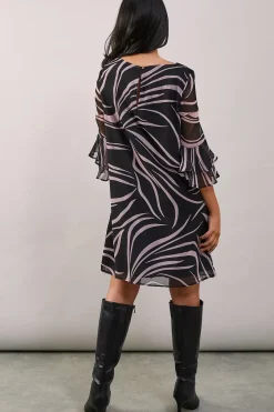 Petite Swirl Print Sleeve Shift Dress