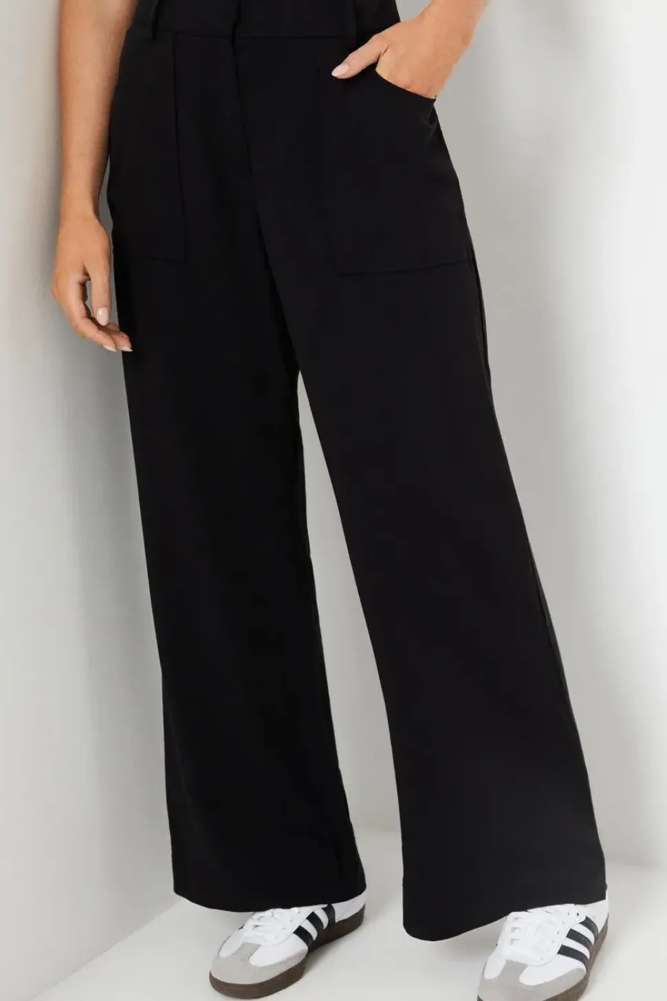 Petite Top Stitch Patch Pocket Wide Leg Trouser