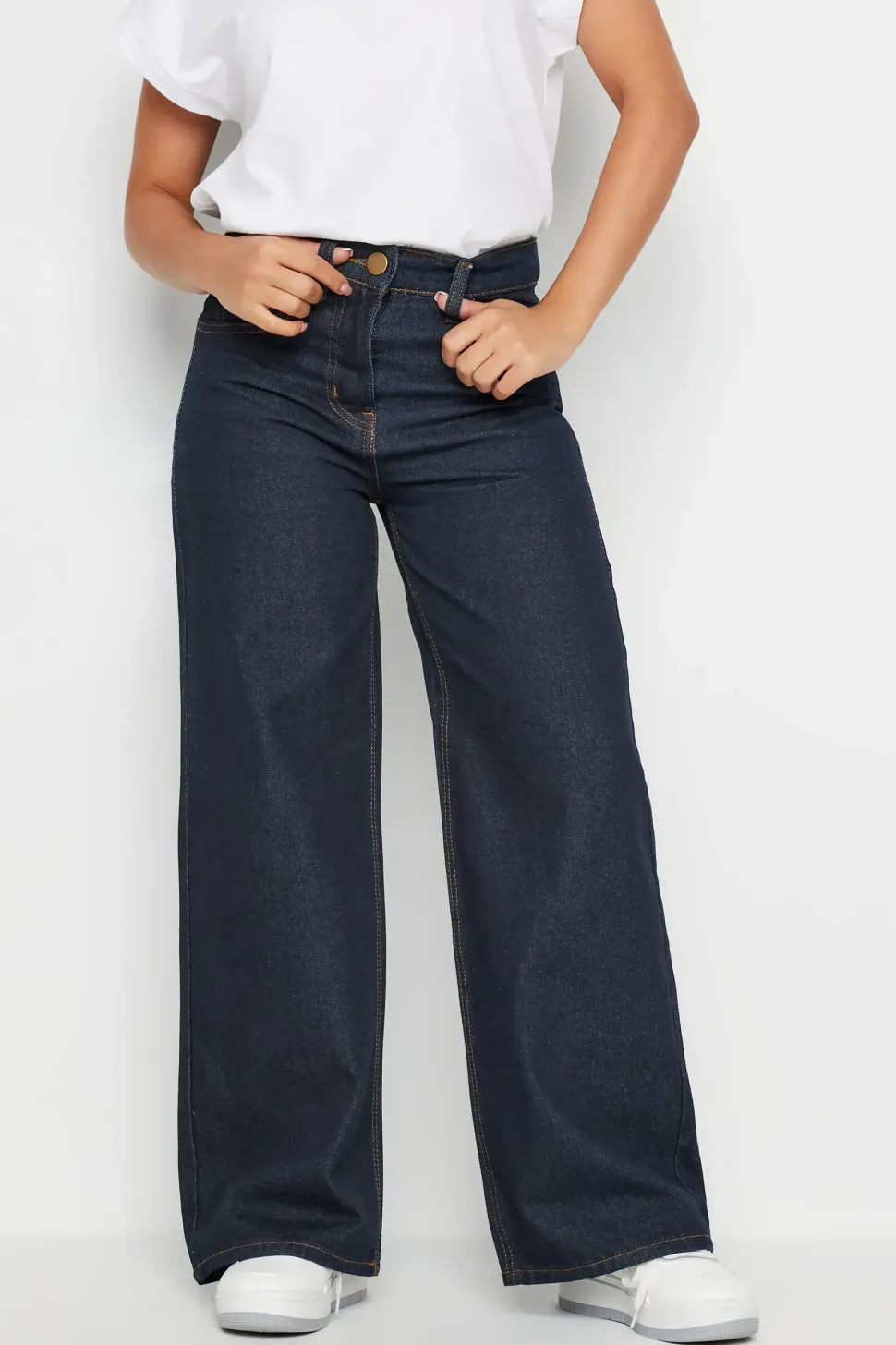 Petite Wide Leg Jeans