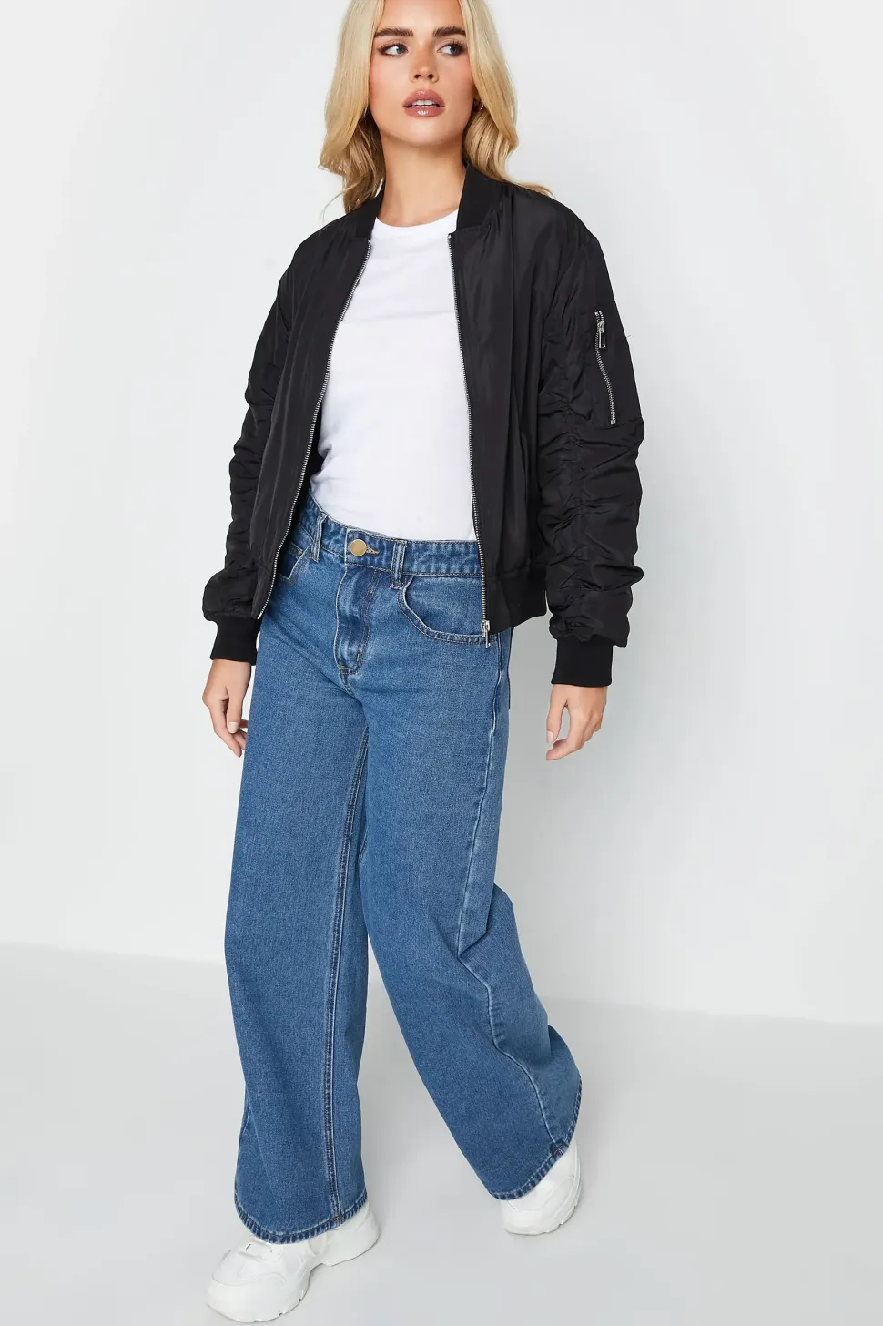Petite Wide Leg Jeans