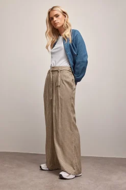 Petite Wide Leg Trousers