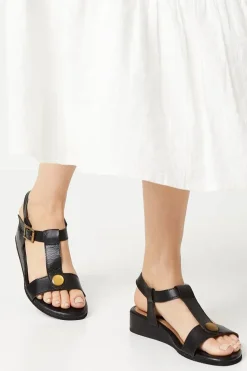 Pia Leather Bar Low Wedge Sandal