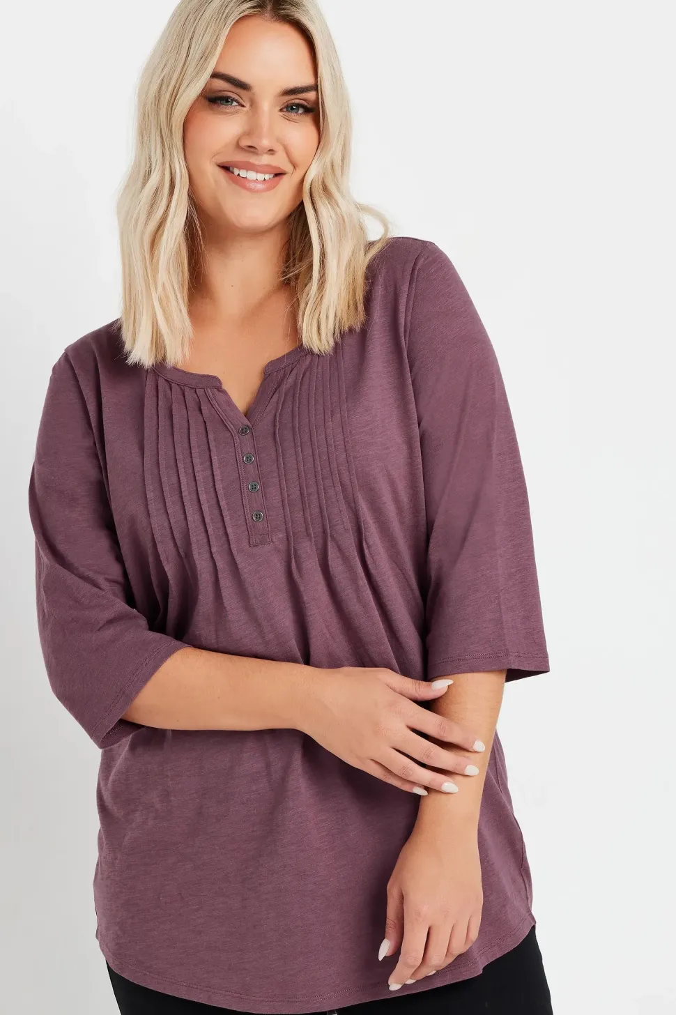 Pintuck Henley 3/4 Sleeve T-Shirt