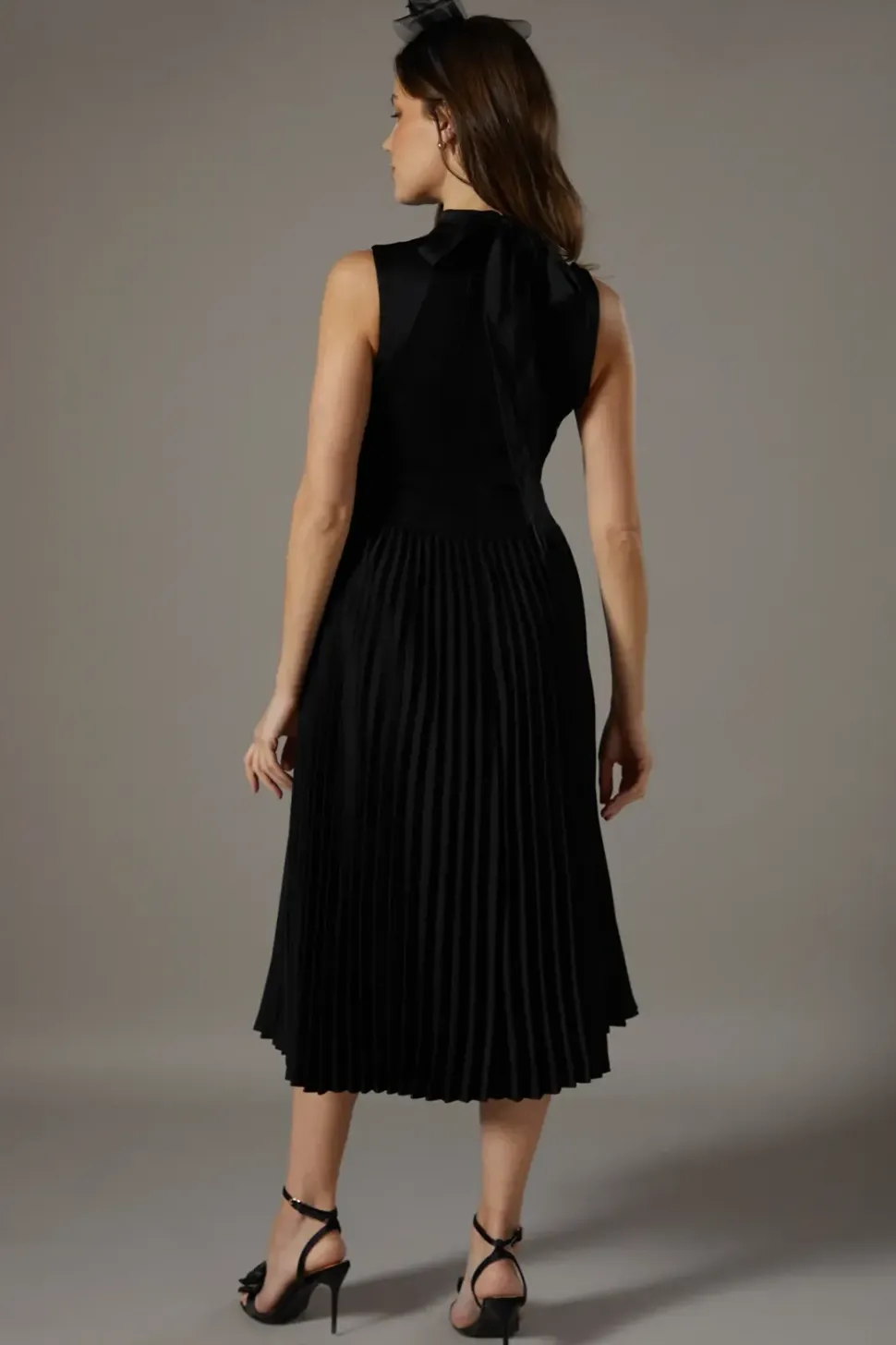Pleated Skirt Midi Sleeveless Dress
