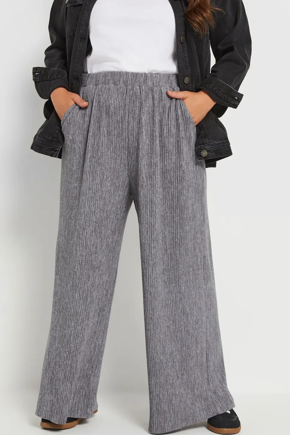 Pleated Wide Leg Trousers