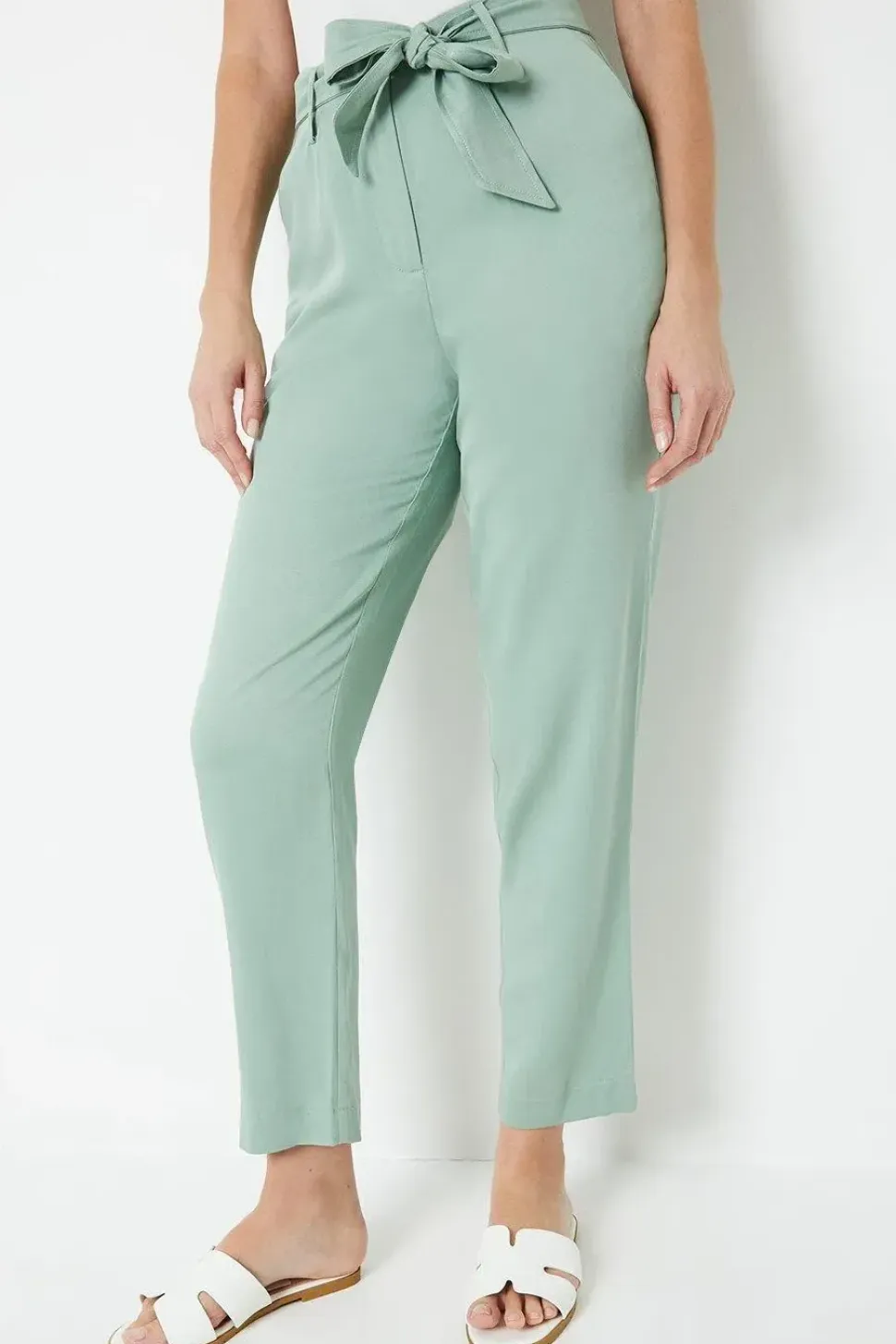 Pleat Front Belted Tapered Trouser