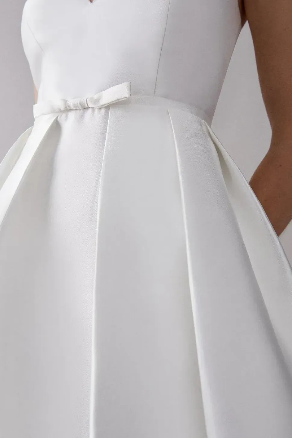 Plunge Neck Bow Waist Twill Maxi Dress With Pockets
