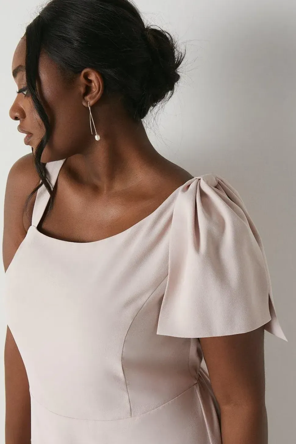 Plus Size Bow One Shoulder Bridesmaids Maxi Dress