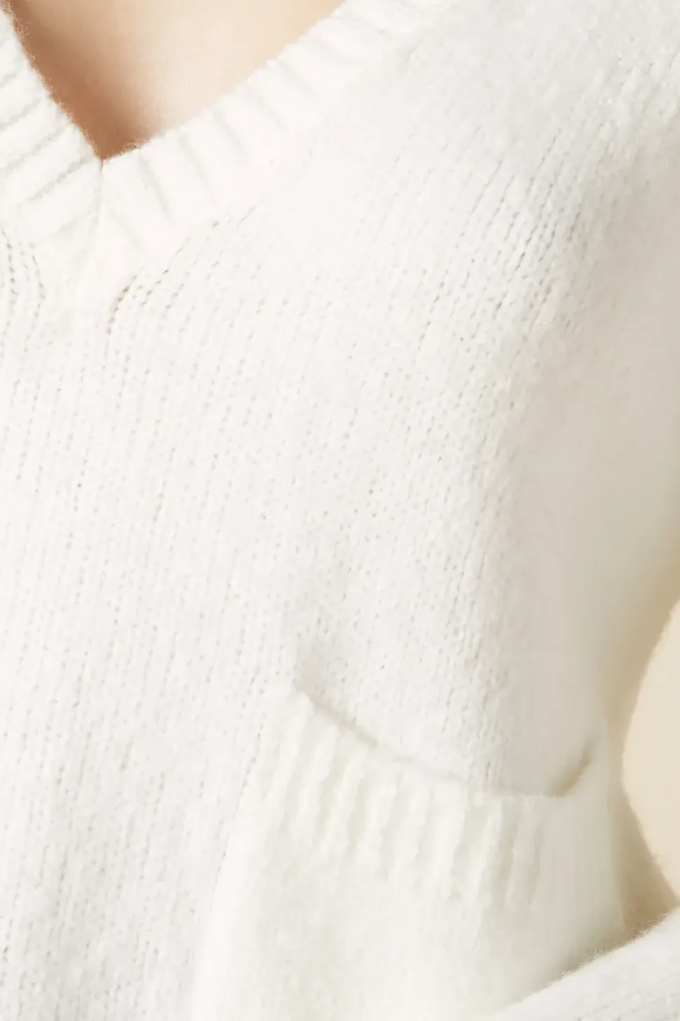 Pocket Front V Neck Jumper