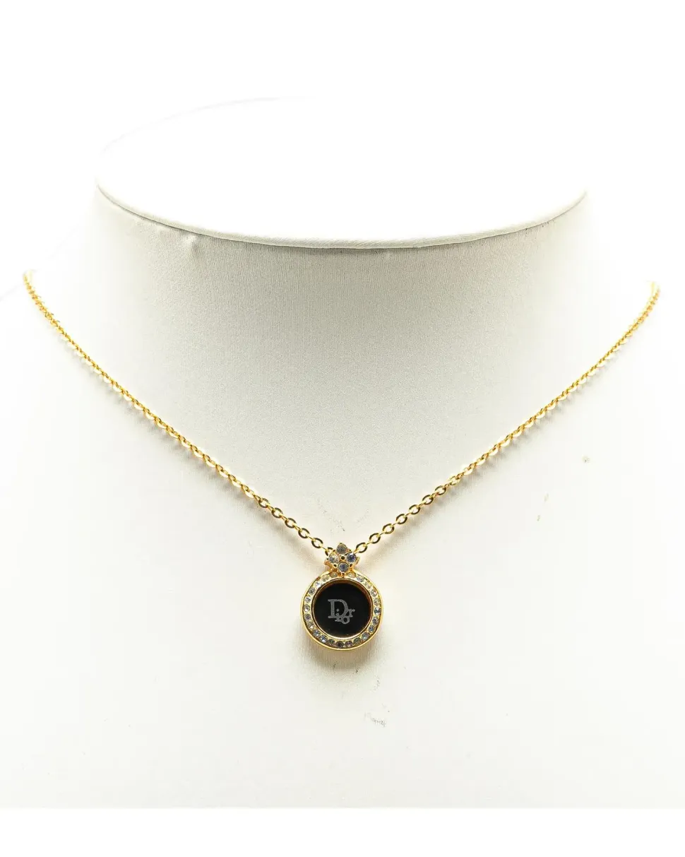 Preloved Gold Plated Pendant Necklace with Lobster Clasp Closure