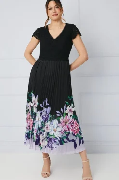 Premium Lace Insert Pleated Midaxi Dress