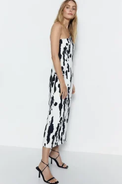 Printed Asymmetric Neck Maxi Dress
