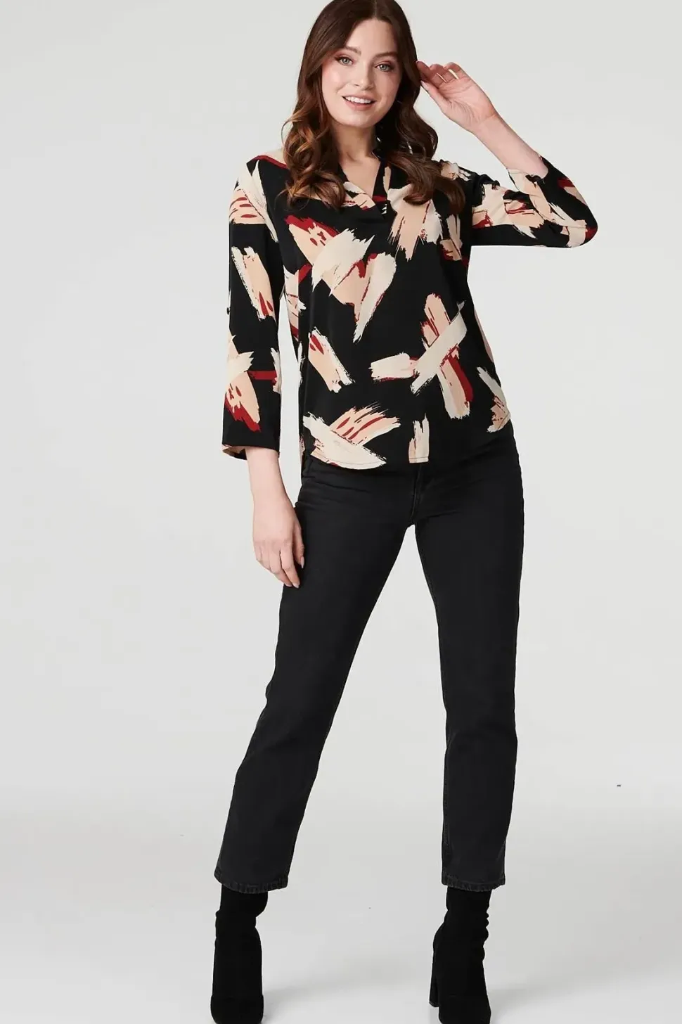 Printed Collarless V-Neck Blouse