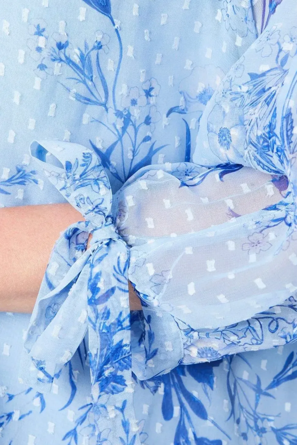 Printed Dobby Cape Sleeve Top